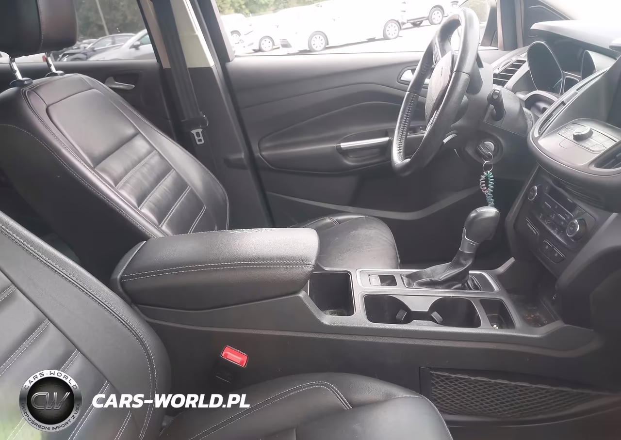 2017 Ford Escape Se VIN:1FMCU9GD3HUB64261 - 5