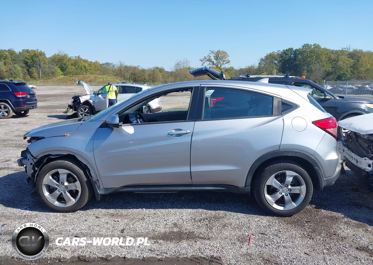 2018 Honda Hr-V Lx VIN:3CZRU6H33JG713429 - 14