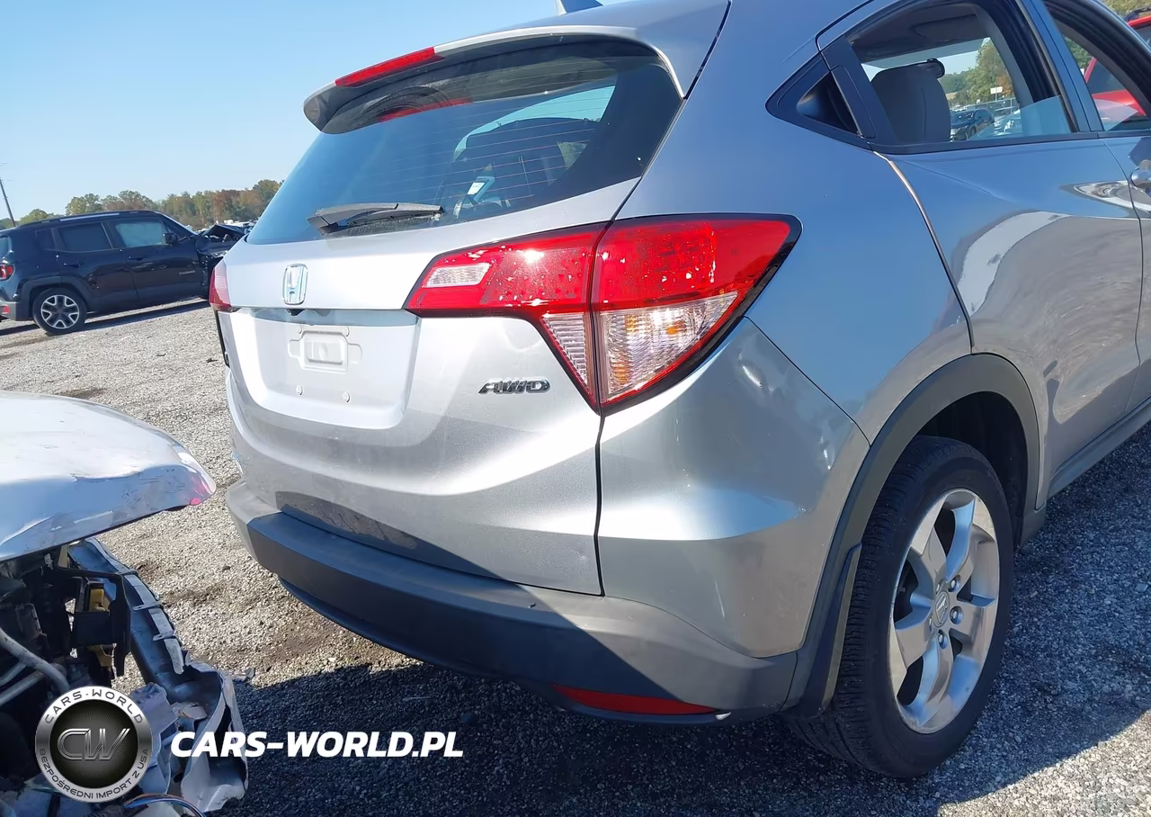 2018 Honda Hr-V Lx VIN:3CZRU6H33JG713429 - 16