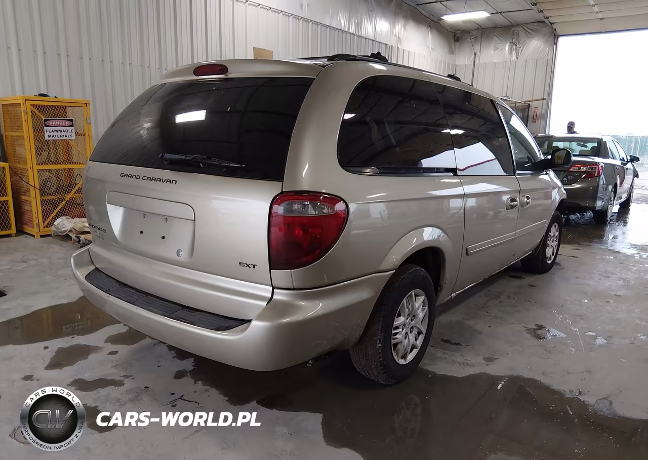 2007 Dodge Grand Caravan Sxt VIN:2D4GP44L47R360395 - 4