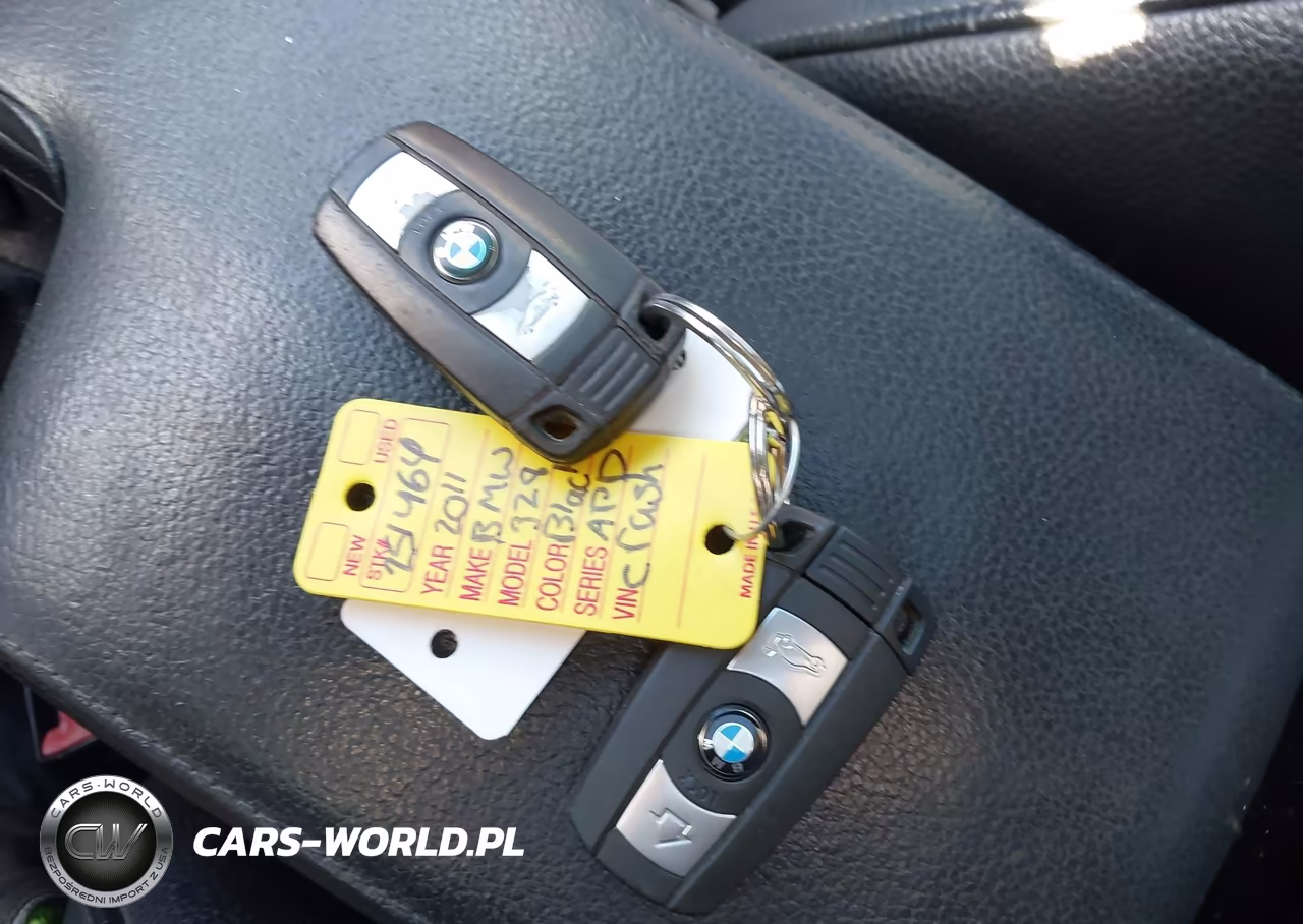 2011 BMW 328I xDrive VIN:WBAPK7C54BA816227 - 11