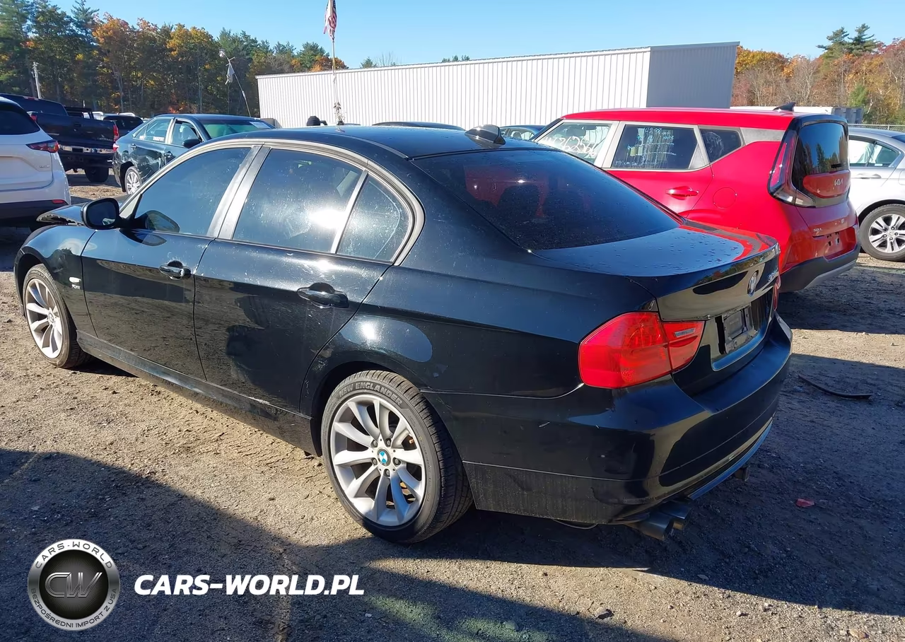 2011 BMW 328I xDrive VIN:WBAPK7C54BA816227 - 3