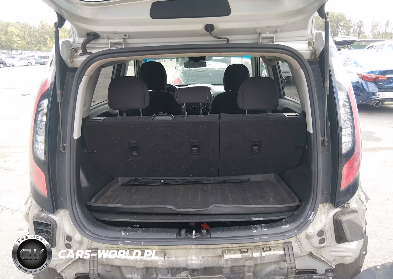 2014 Kia Soul VIN:KNDJN2A20E7723119 - 17
