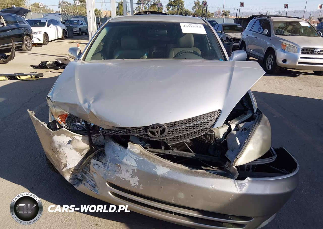 2002 Toyota Camry Le VIN:4T1BE30K72U104389 - 12