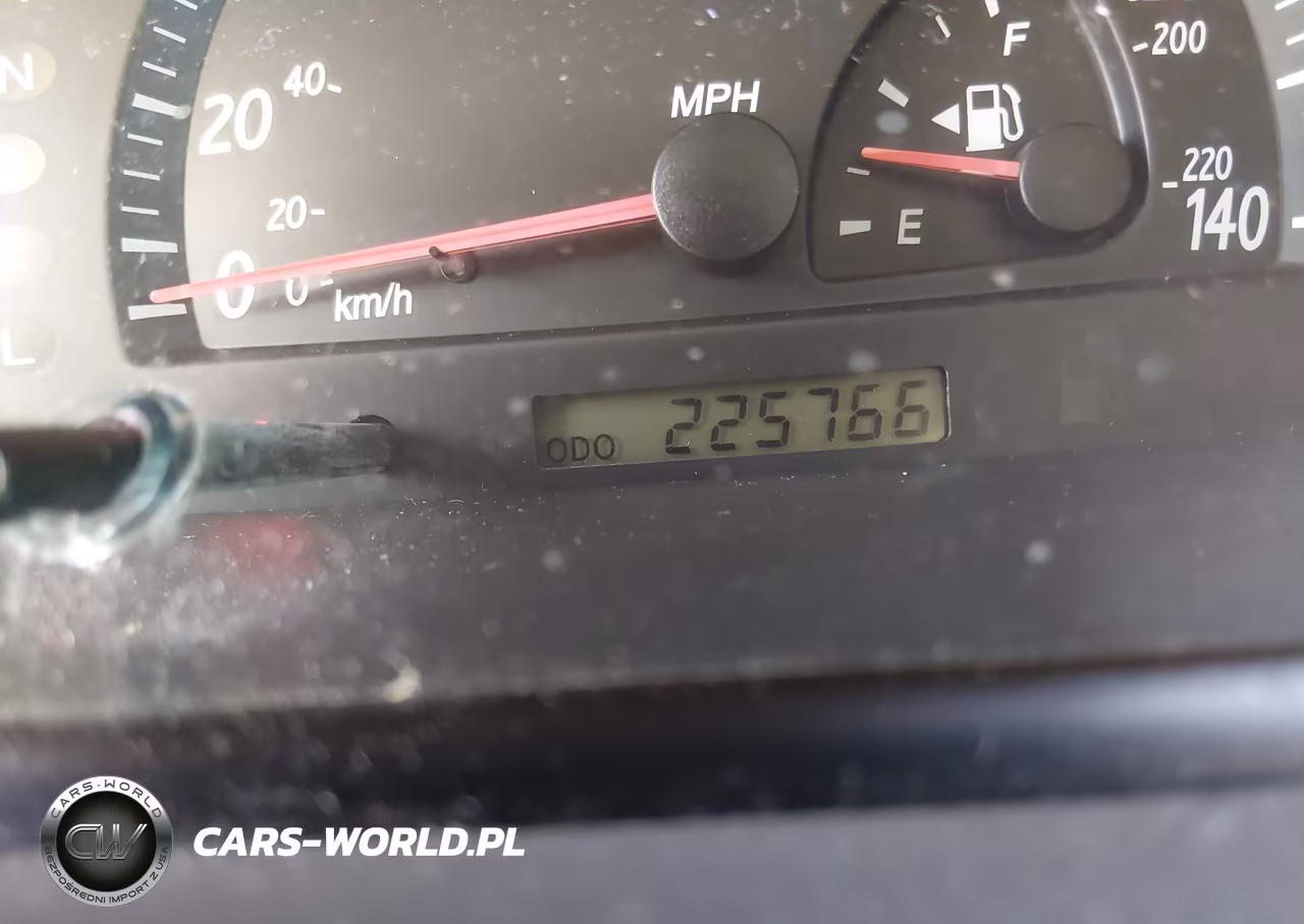 2002 Toyota Camry Le VIN:4T1BE30K72U104389 - 15