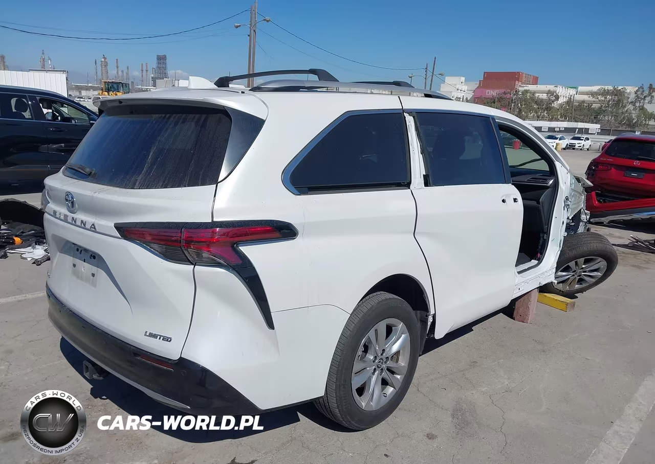 2025 Toyota Sienna Limited VIN:5TDZSKFC5SS161104 - 4