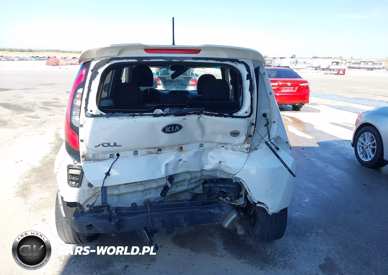 2014 Kia Soul + VIN:KNDJP3A50E7073024 - 17