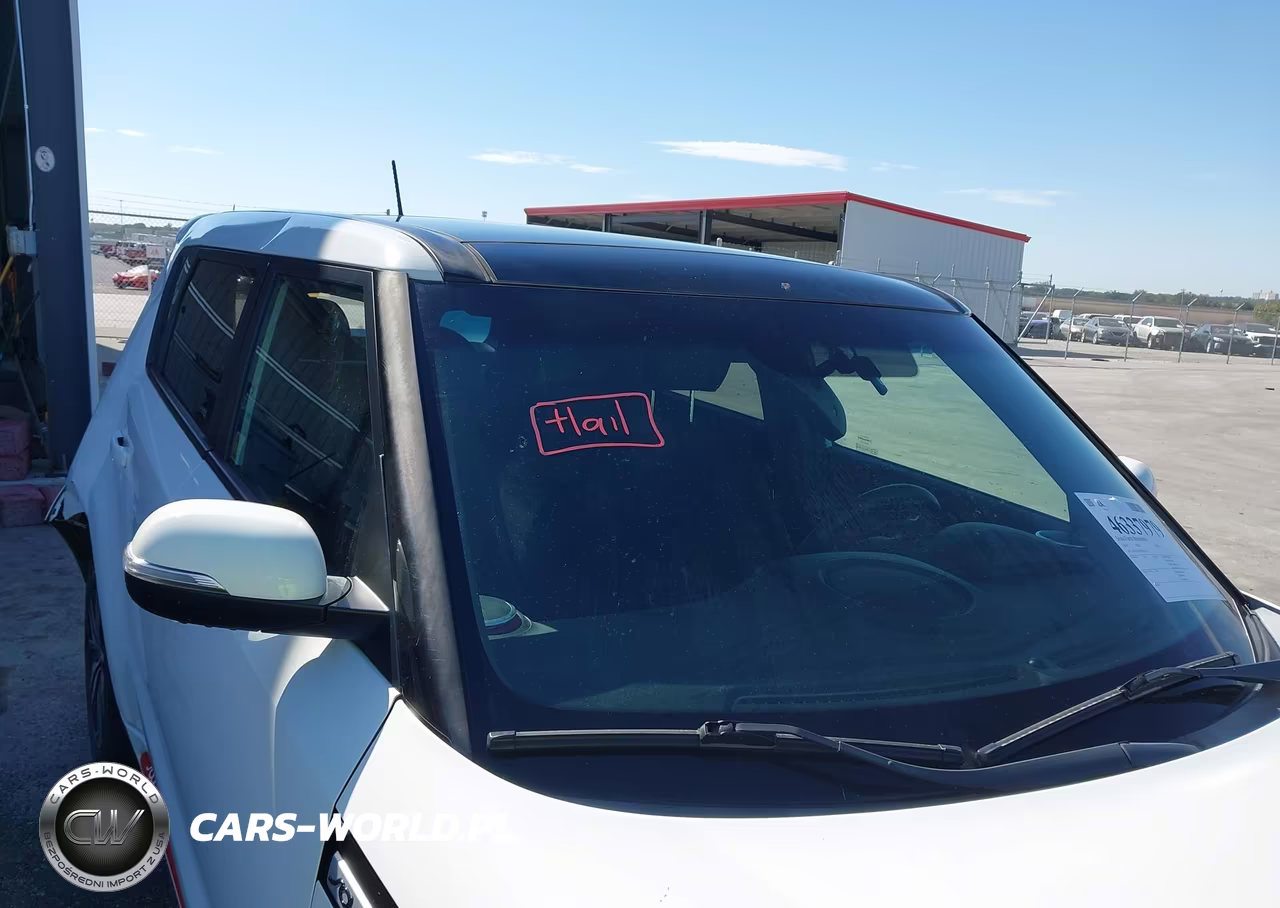 2014 Kia Soul + VIN:KNDJP3A50E7073024 - 18
