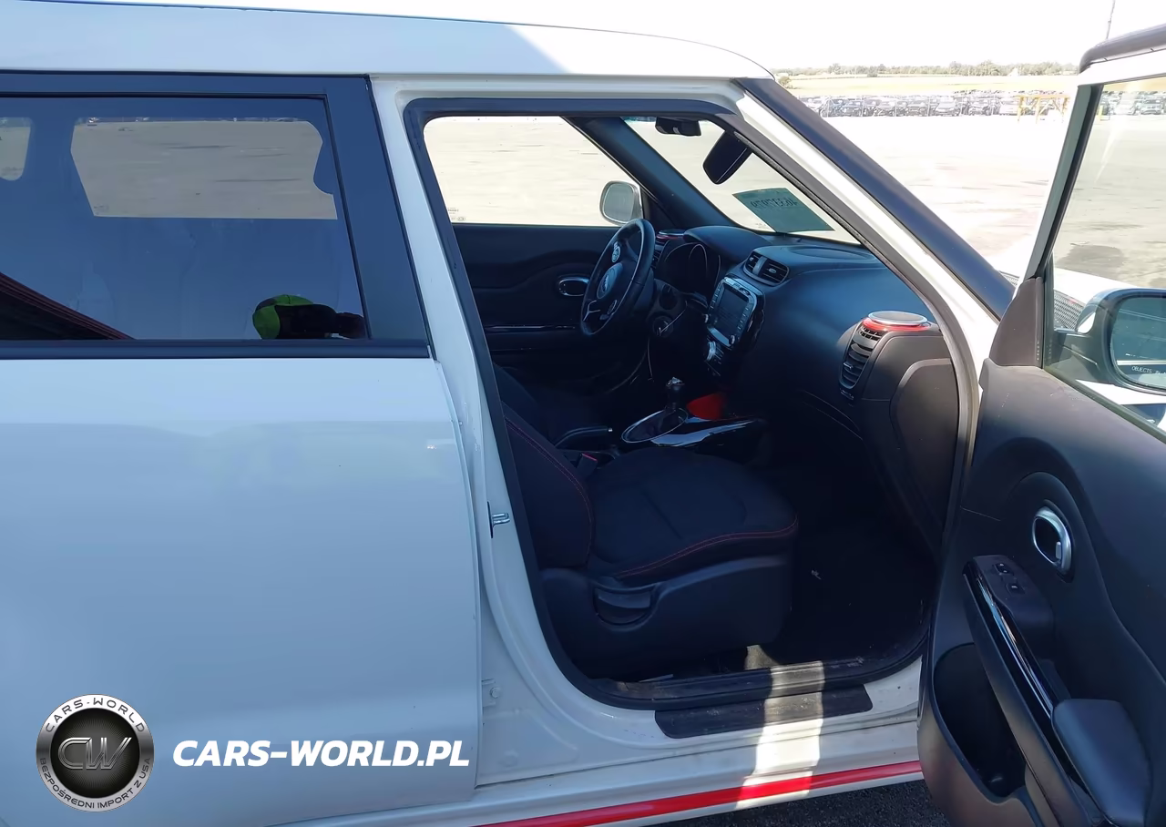2014 Kia Soul + VIN:KNDJP3A50E7073024 - 5