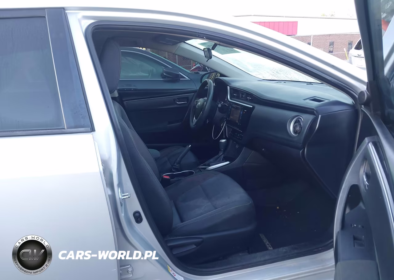 2017 Toyota Corolla Le VIN:5YFBURHE8HP675405 - 5