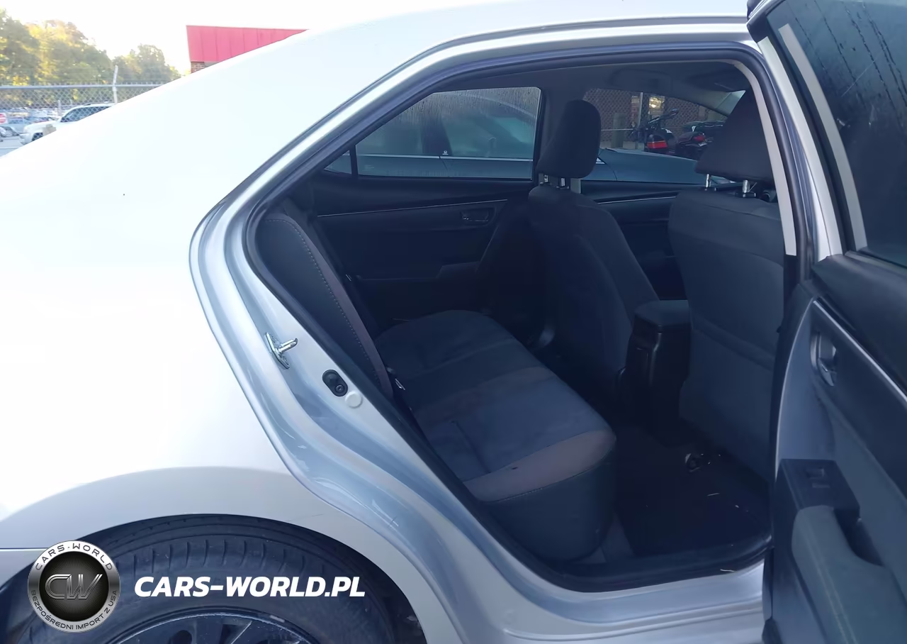 2017 Toyota Corolla Le VIN:5YFBURHE8HP675405 - 8