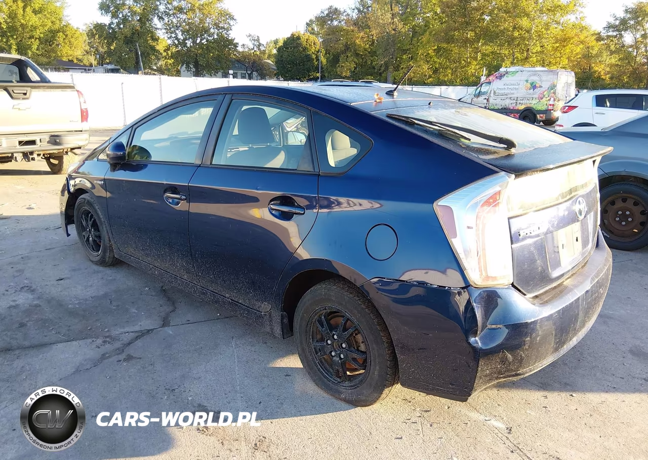 2014 Toyota Prius Two VIN:JTDKN3DU7E0386450 - 3