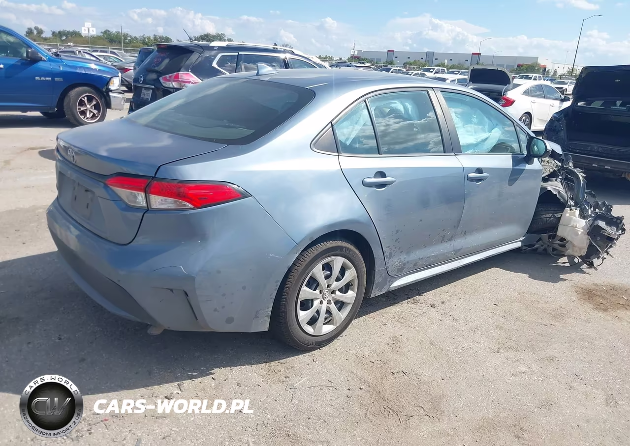 2022 Toyota Corolla Le VIN:5YFEPMAE9NP362599 - 4