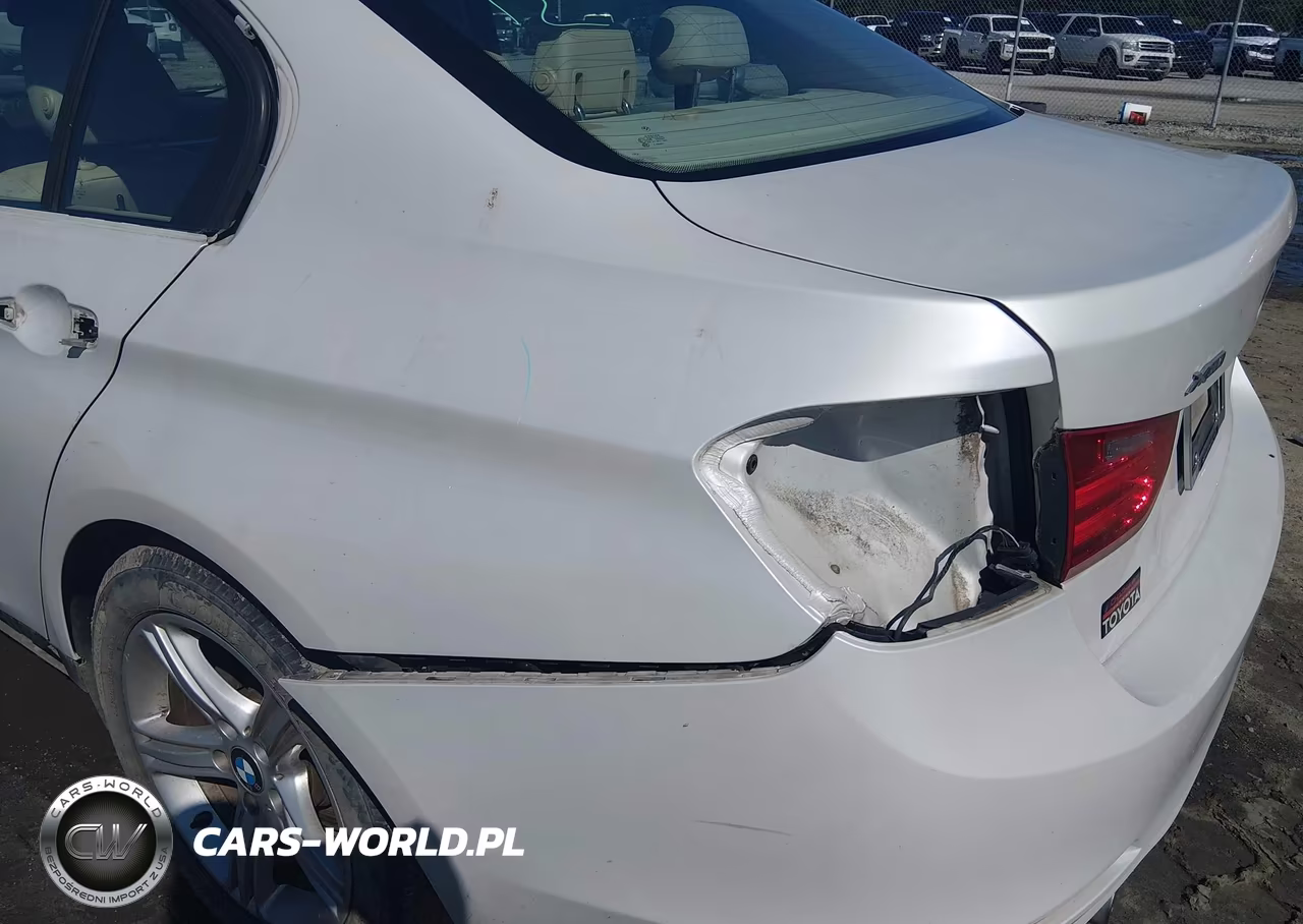 2013 BMW 328I xDrive VIN:WBA3B3C53DJ812163 - 14