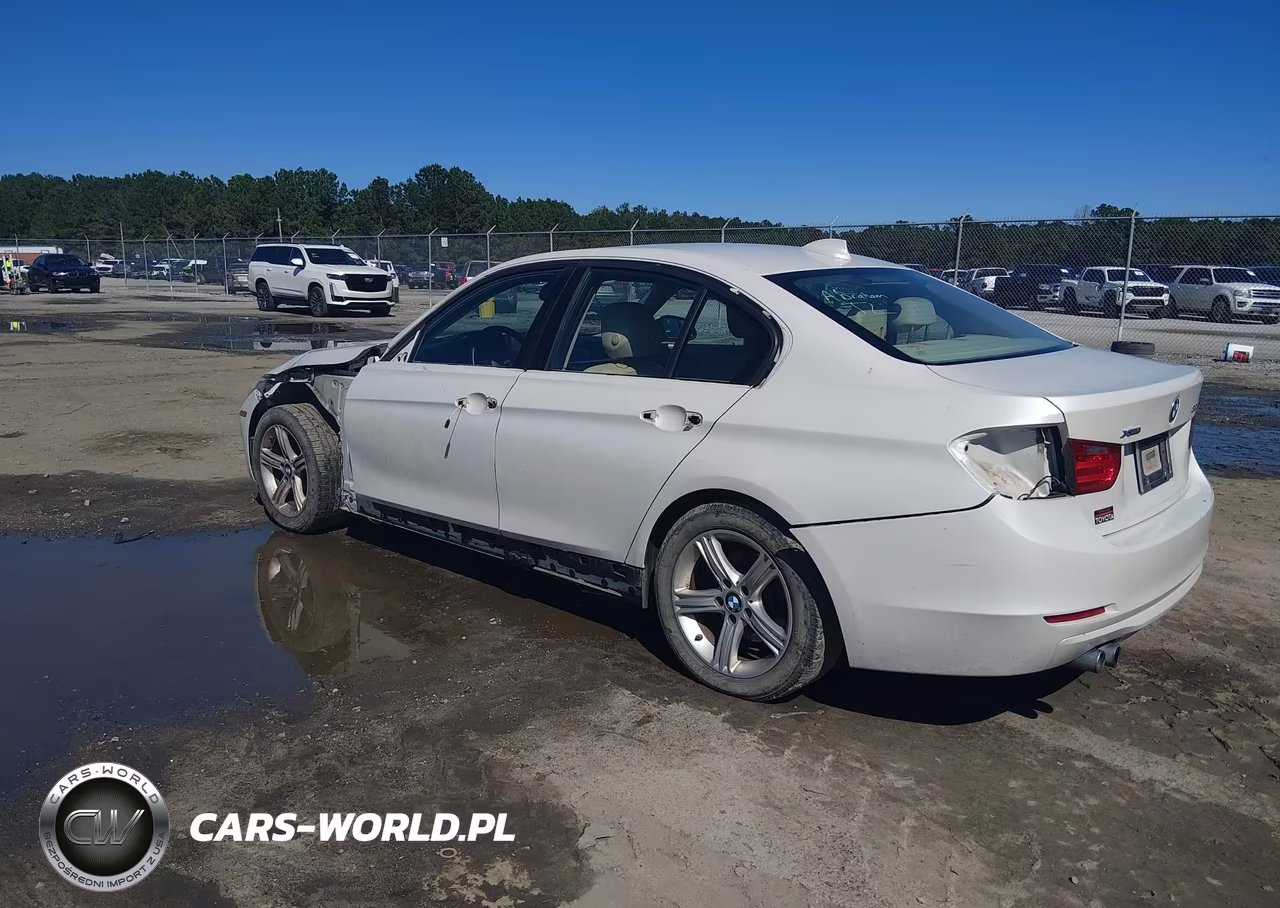 2013 BMW 328I xDrive VIN:WBA3B3C53DJ812163 - 3