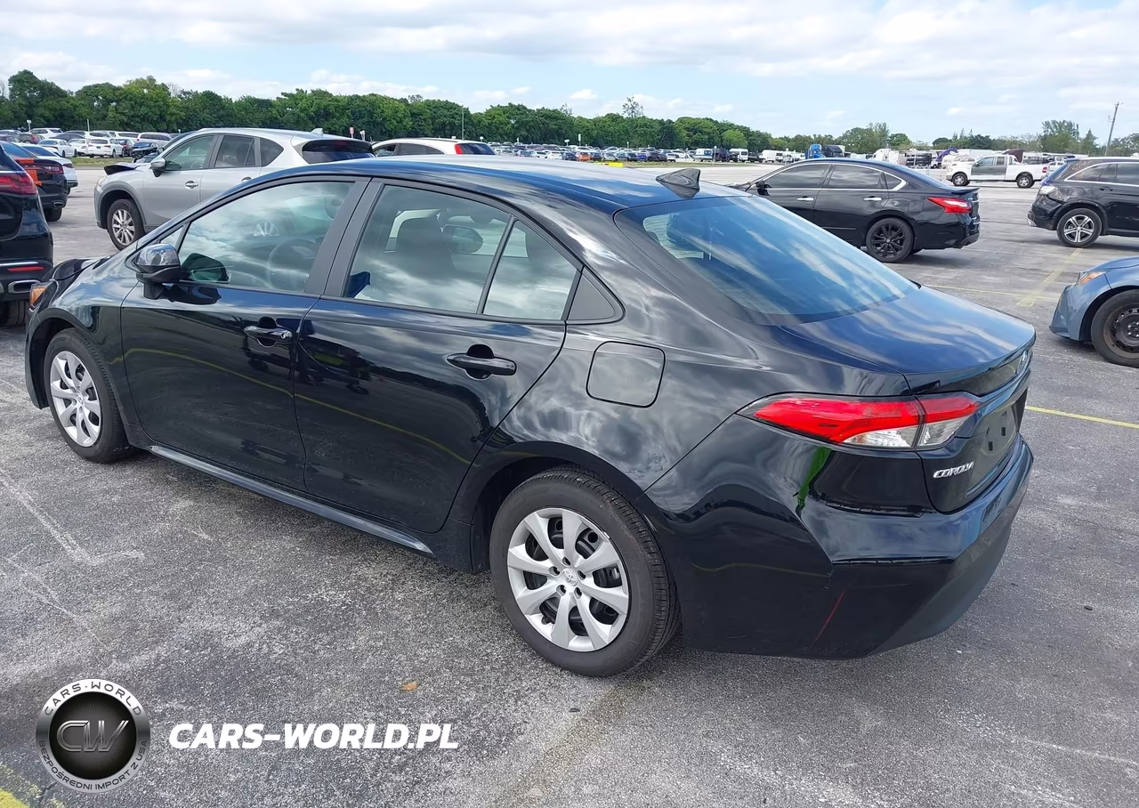 2026 Toyota Corolla Le VIN:5YFB4MDE2TP385324 - 3