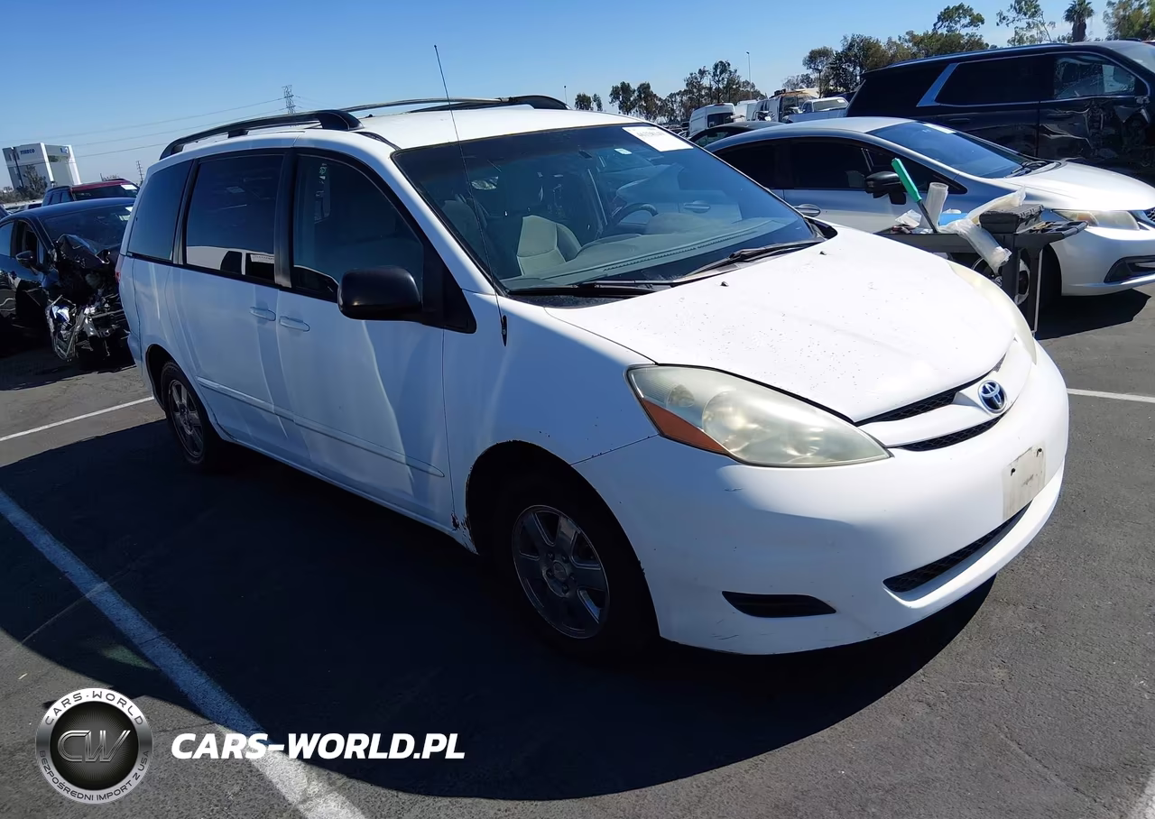 2006 Toyota Sienna Le – zdjęcie 1 z 12