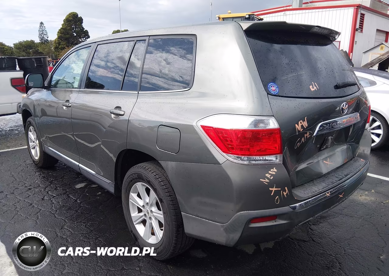 2011 Toyota Highlander VIN:5TDZA3EH1BS015417 - 3