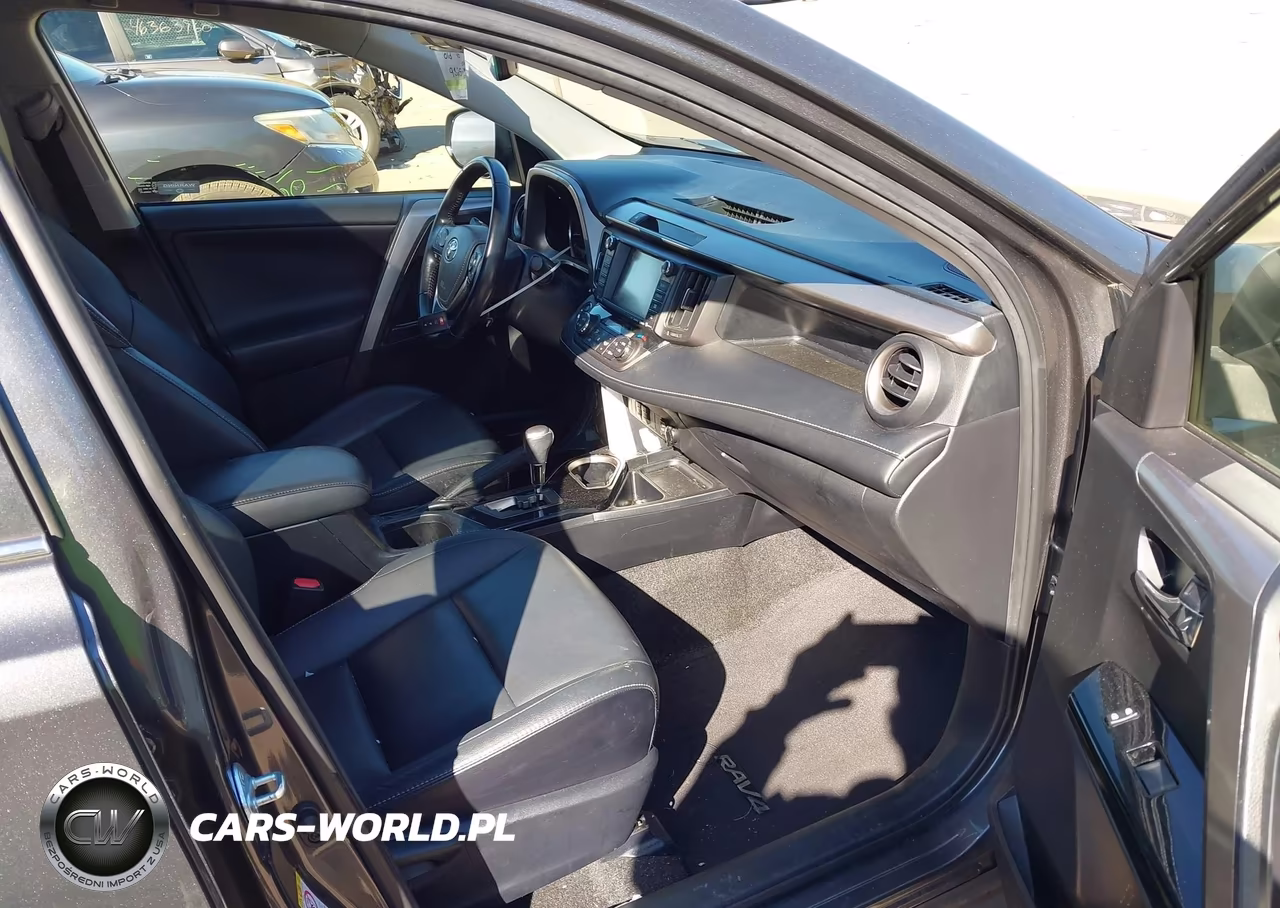 2017 Toyota Rav4 Limited VIN:JTMDFREV3HD208094 - 5