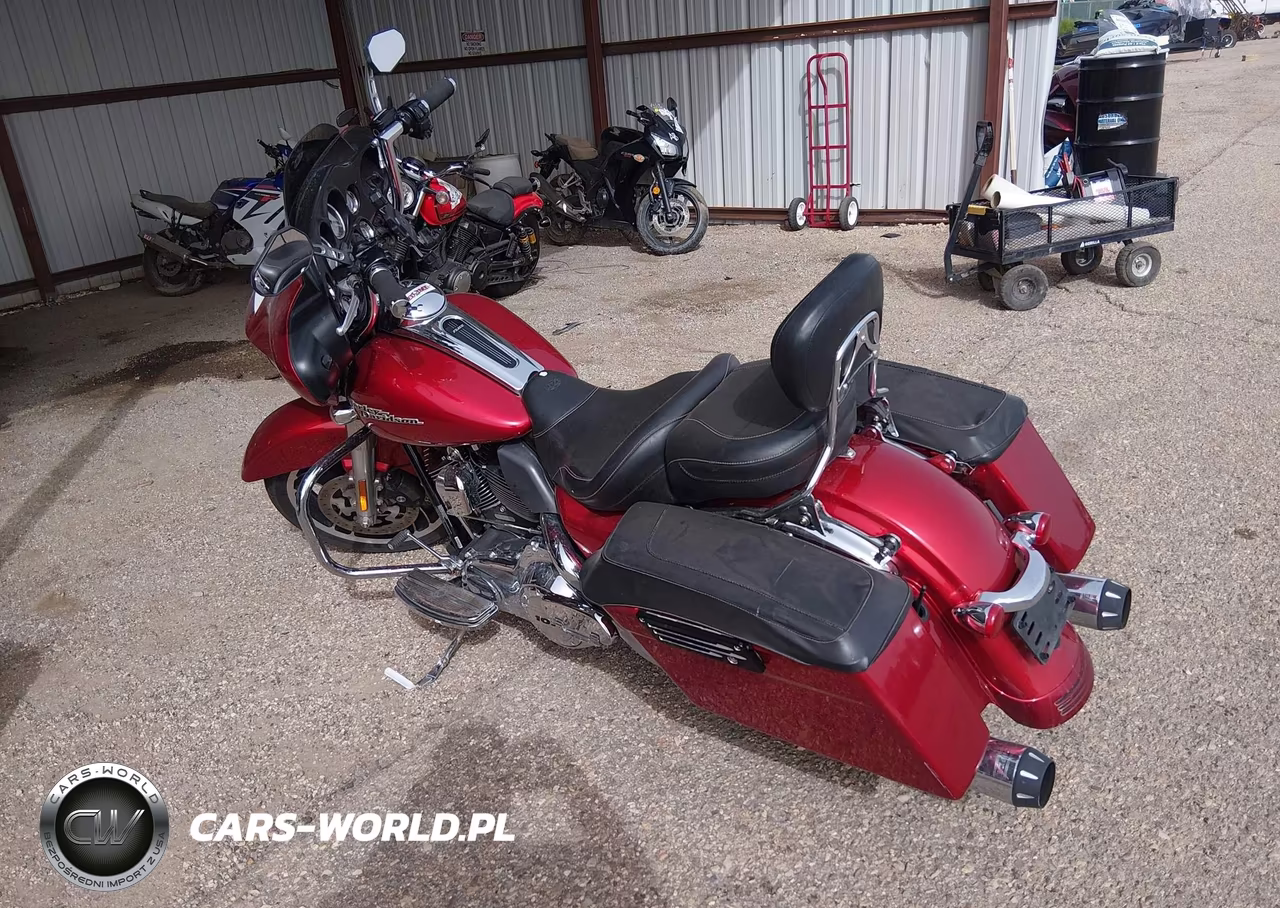 2012 Harley-Davidson Flhx Street Glide VIN:1HD1KBM1XCB612615 - 3
