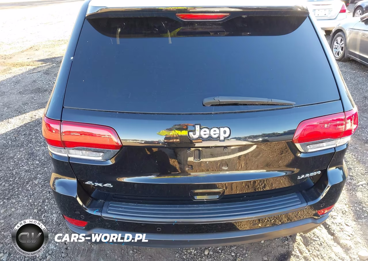 2018 Jeep Grand Cherokee Laredo 4X4 VIN:1C4RJFAG6JC508248 - 16