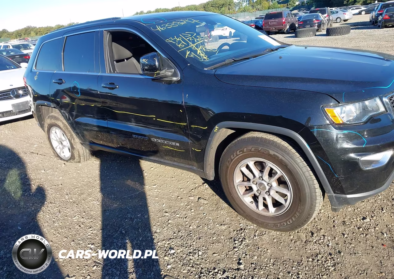 2018 Jeep Grand Cherokee Laredo 4X4 VIN:1C4RJFAG6JC508248 - 6