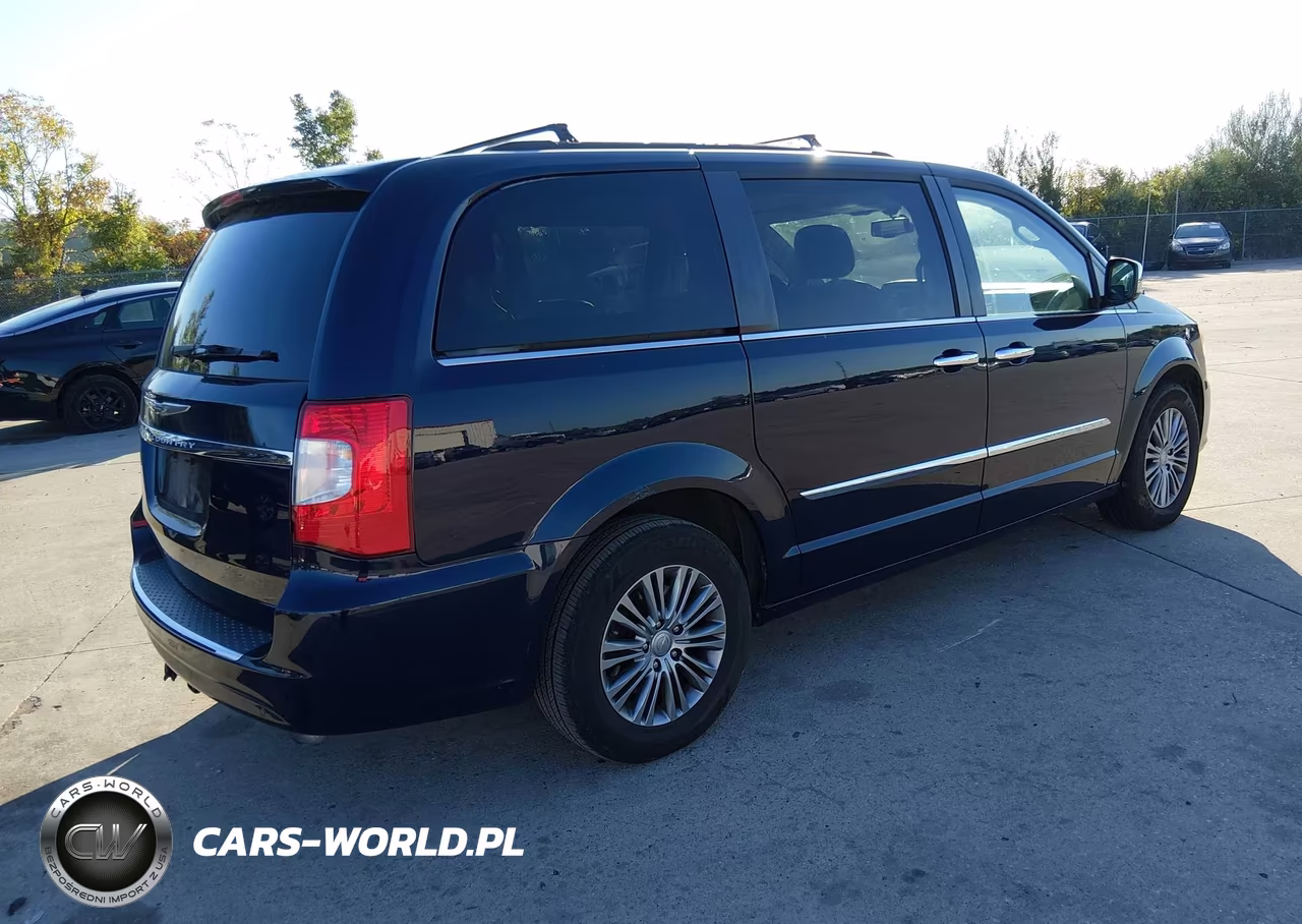 2014 Chrysler Town & Country Touring-L VIN:2C4RC1CG8ER469461 - 4