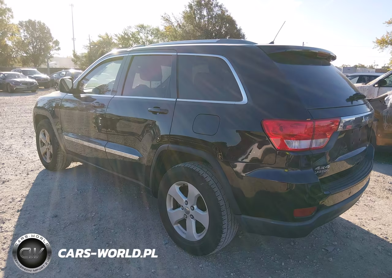 2011 Jeep Grand Cherokee Laredo VIN:1J4RR4GG9BC609350 - 3