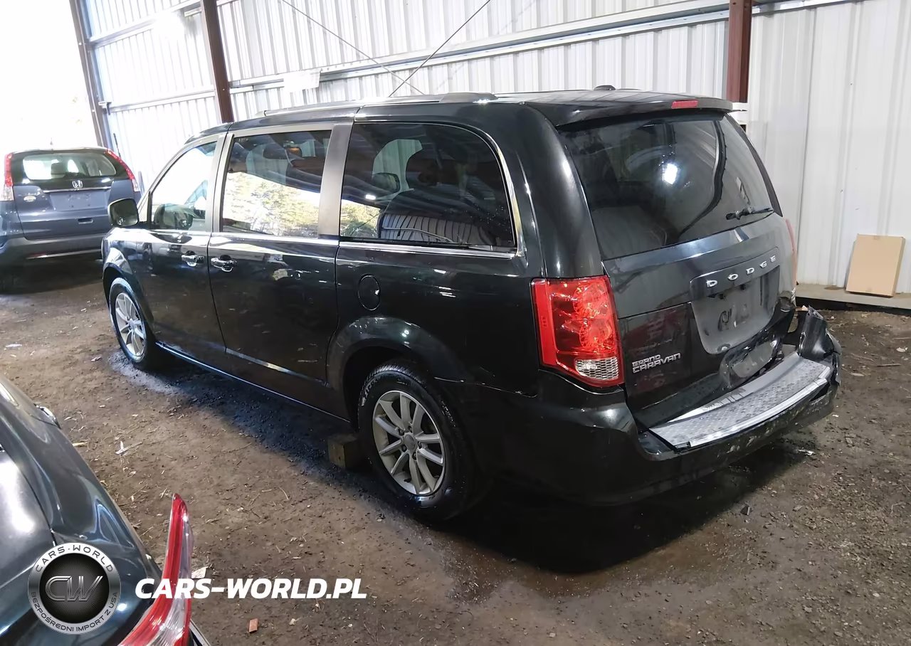 2019 Dodge Grand Caravan Sxt VIN:2C4RDGCG9KR676954 - 3