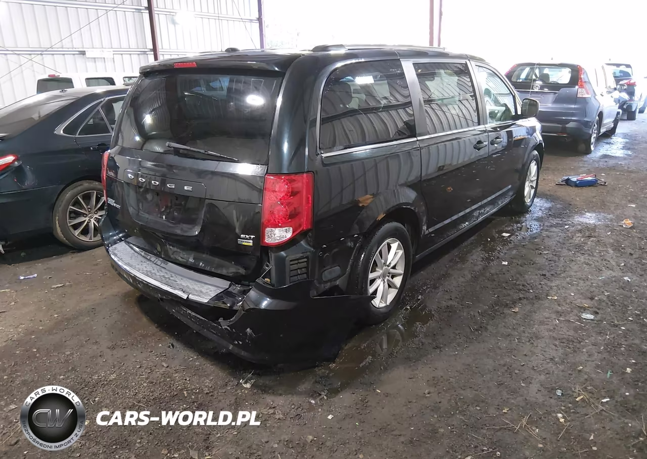 2019 Dodge Grand Caravan Sxt VIN:2C4RDGCG9KR676954 - 4