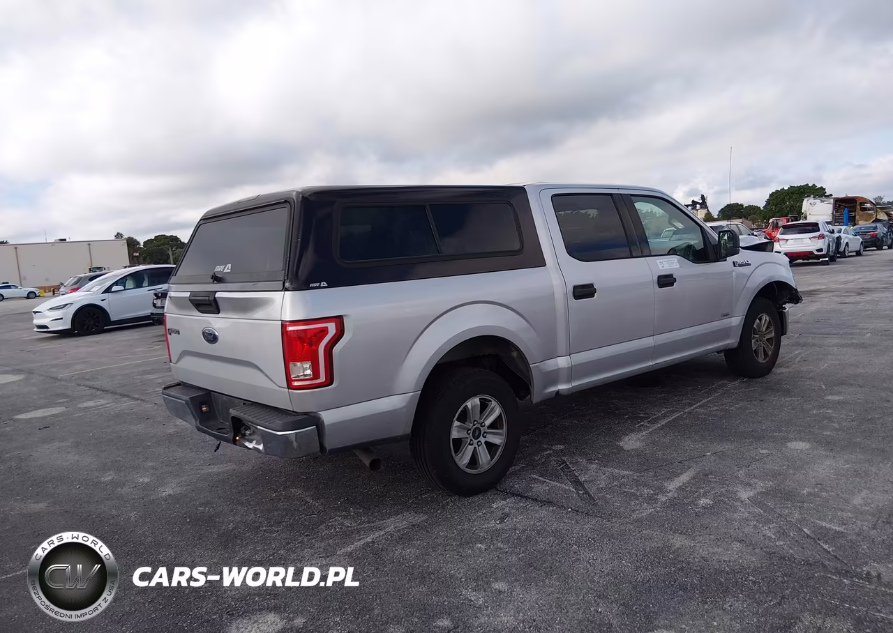 2017 Ford F-150 Xlt VIN:1FTEW1CG0HKD00933 - 4