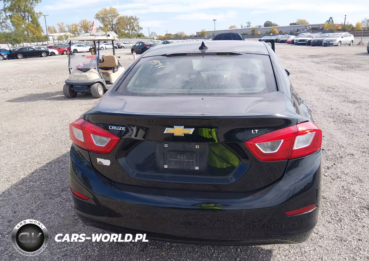 2017 Chevrolet Cruze Lt Auto VIN:1G1BE5SM8H7226211 - 17