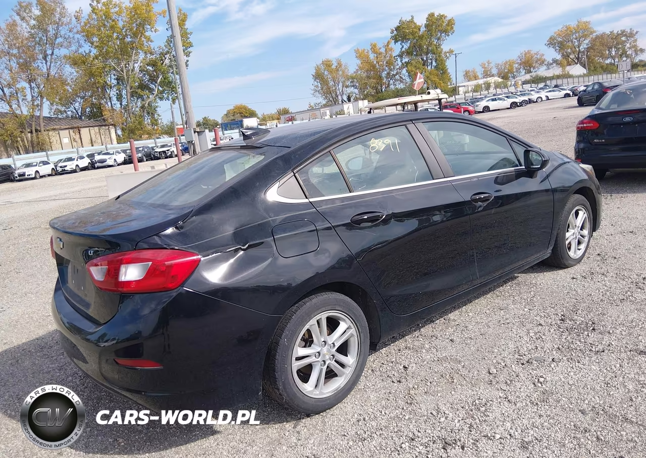 2017 Chevrolet Cruze Lt Auto VIN:1G1BE5SM8H7226211 - 4