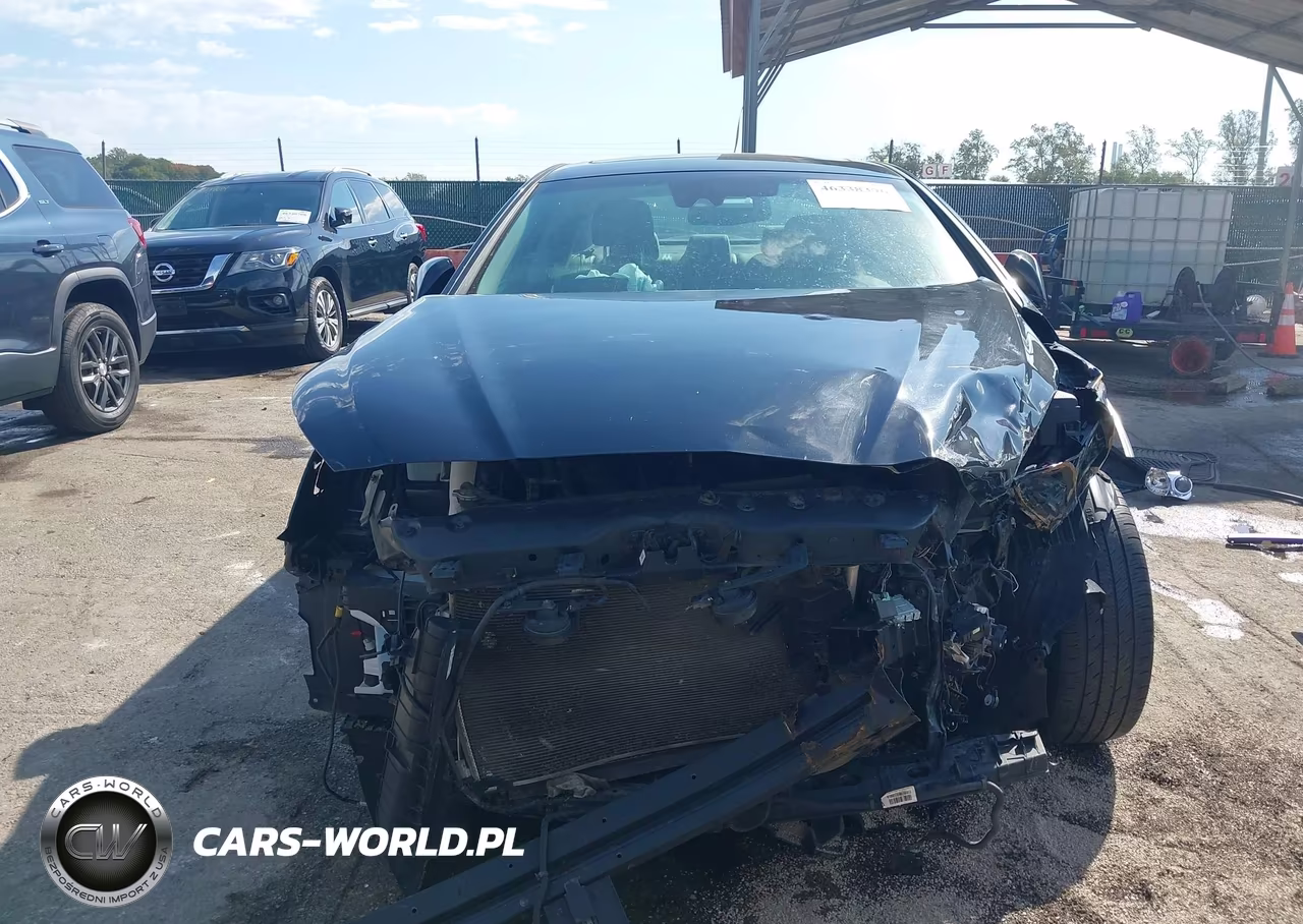 2018 Hyundai Sonata Limited VIN:5NPE34AF2JH669527 - 13