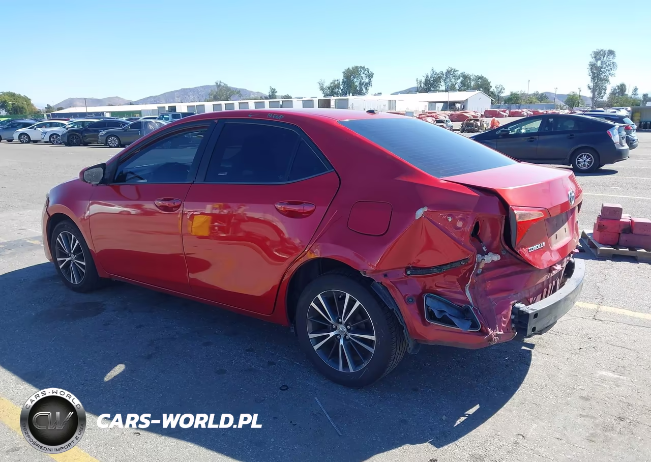 2017 Toyota Corolla Le VIN:5YFBURHE1HP660373 - 3