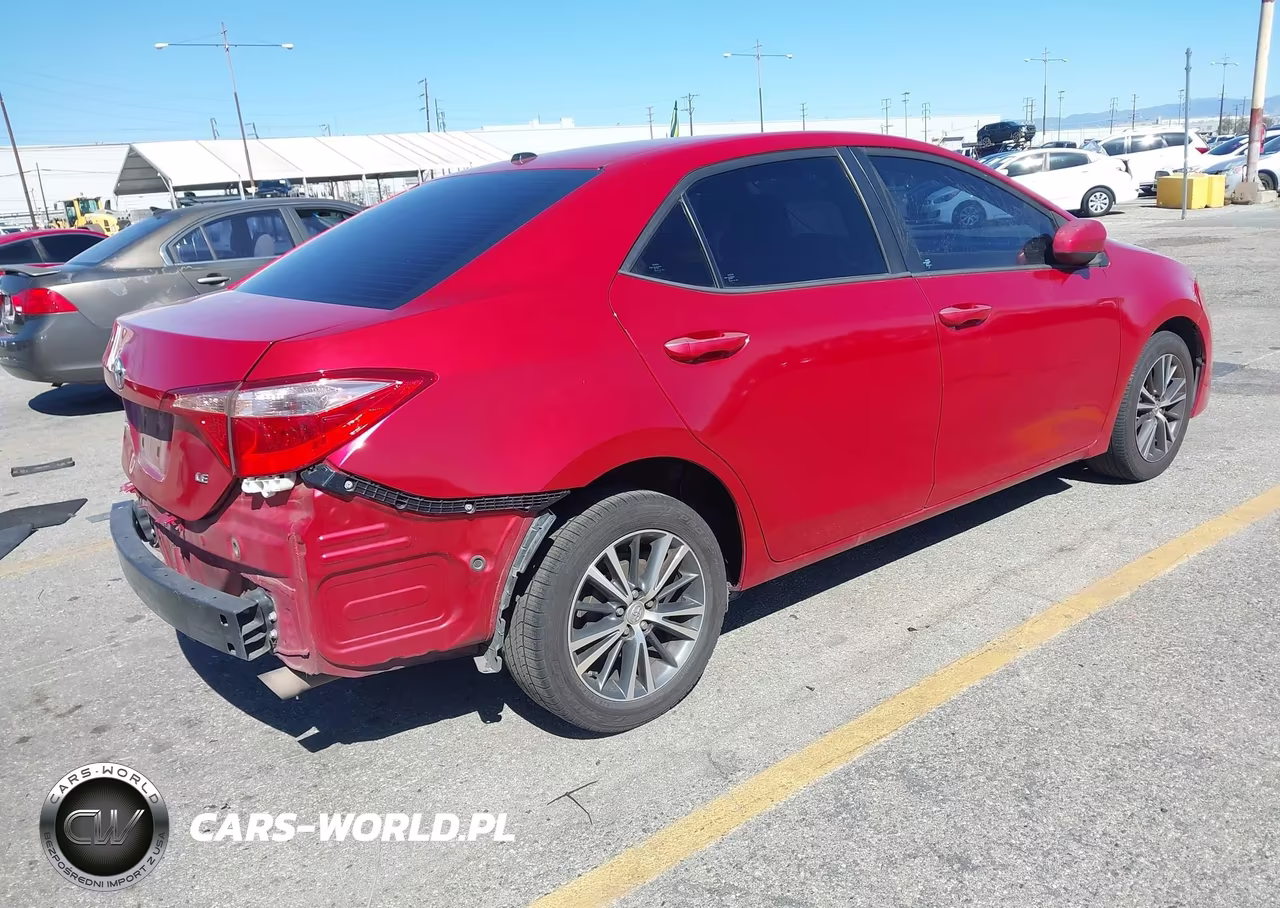 2017 Toyota Corolla Le VIN:5YFBURHE1HP660373 - 4