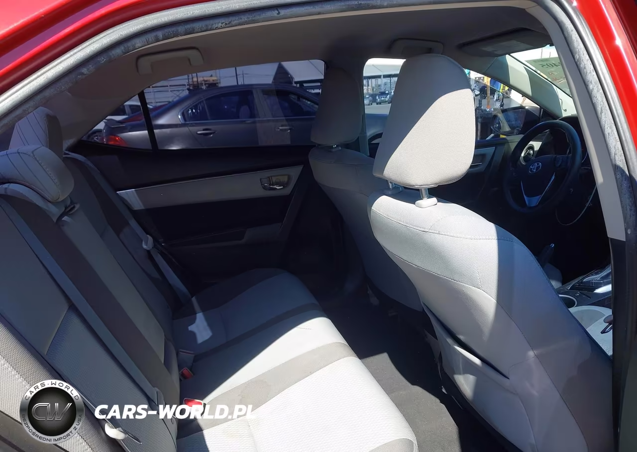 2017 Toyota Corolla Le VIN:5YFBURHE1HP660373 - 8
