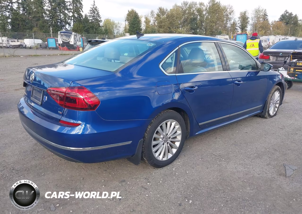 2017 Volkswagen Passat 1.8T Se VIN:1VWBT7A30HC003733 - 4