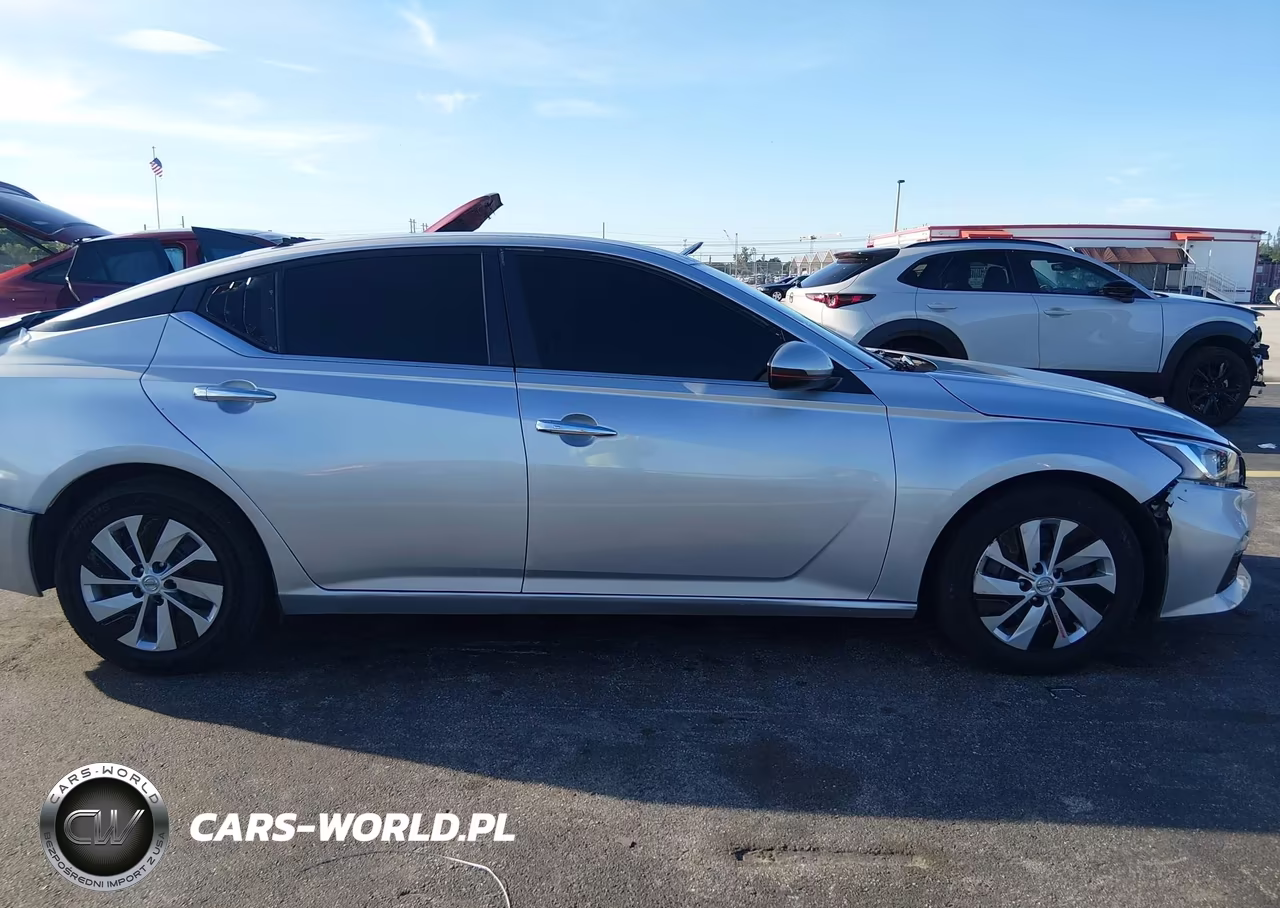 2019 Nissan Altima 2.5 S VIN:1N4BL4BV3KC167752 - 13
