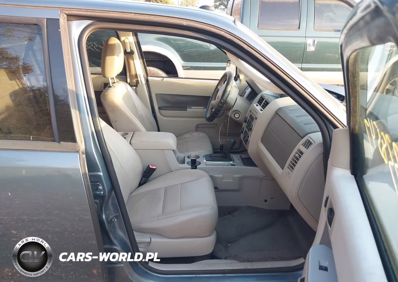 2010 Ford Escape Xlt VIN:1FMCU0D70AKC88550 - 5