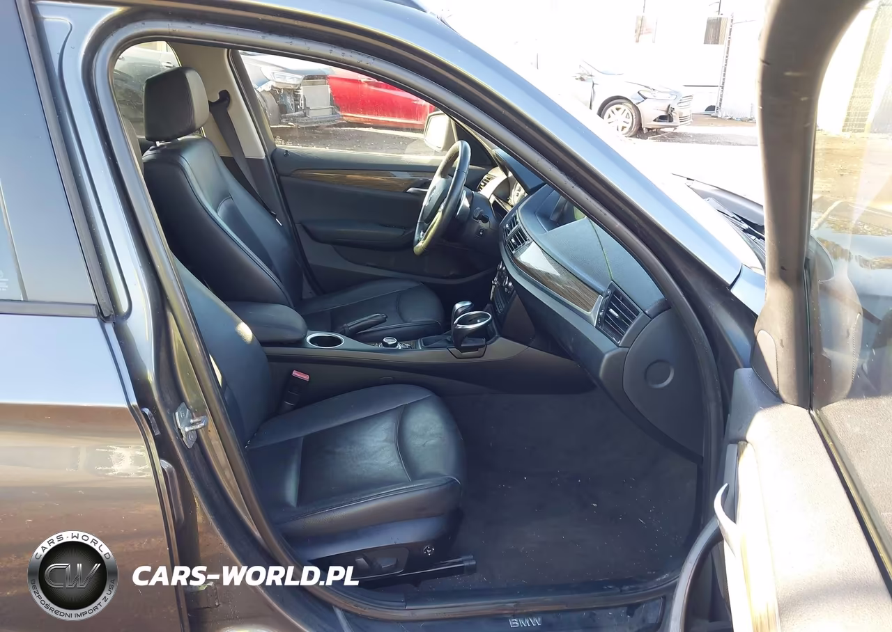 2015 BMW X1 xDrive35I VIN:WBAVM5C55FVV94480 - 5