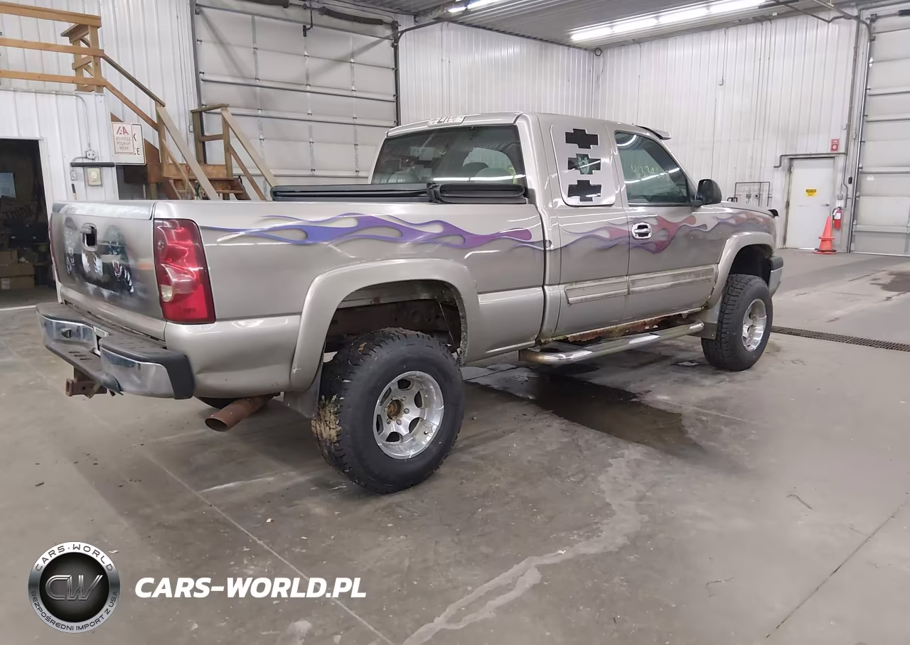 2003 Chevrolet Silverado 1500 Ls VIN:2GCEK19T831125629 - 4