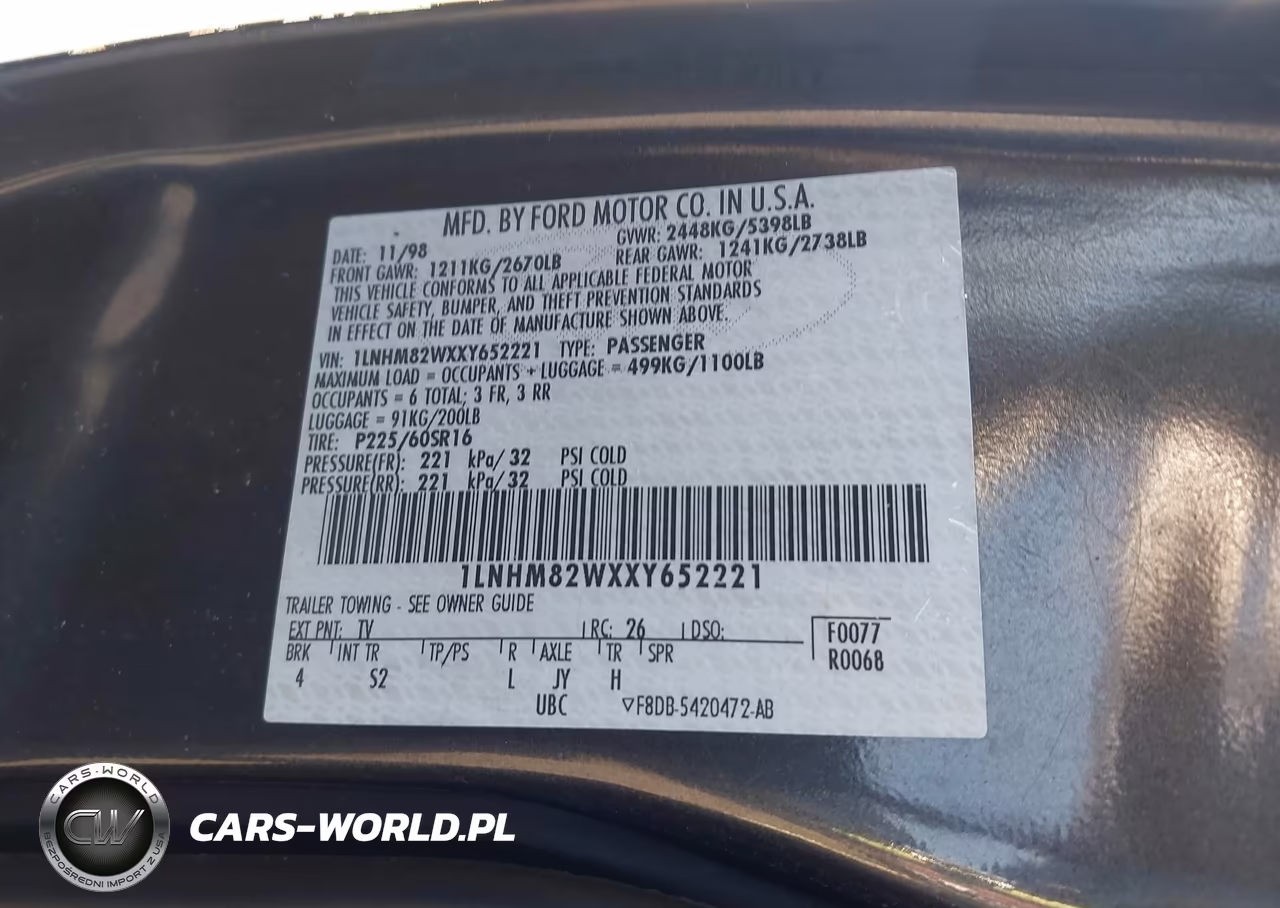 1999 Lincoln Town Car Signature VIN:1LNHM82WXXY652221 - 9