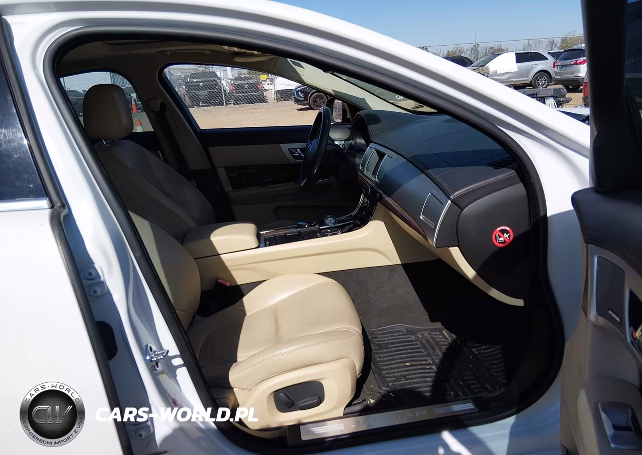 2014 Jaguar Xf V6 Sc VIN:SAJWJ0EFXE8U26342 - 5