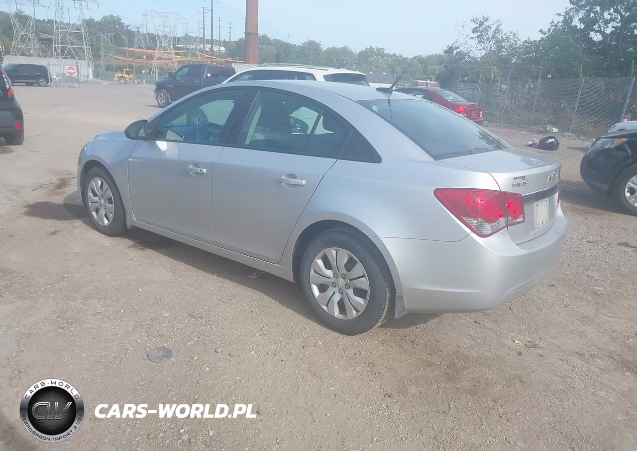 2014 Chevrolet Cruze Ls Auto VIN:1G1PA5SG0E7202590 - 3