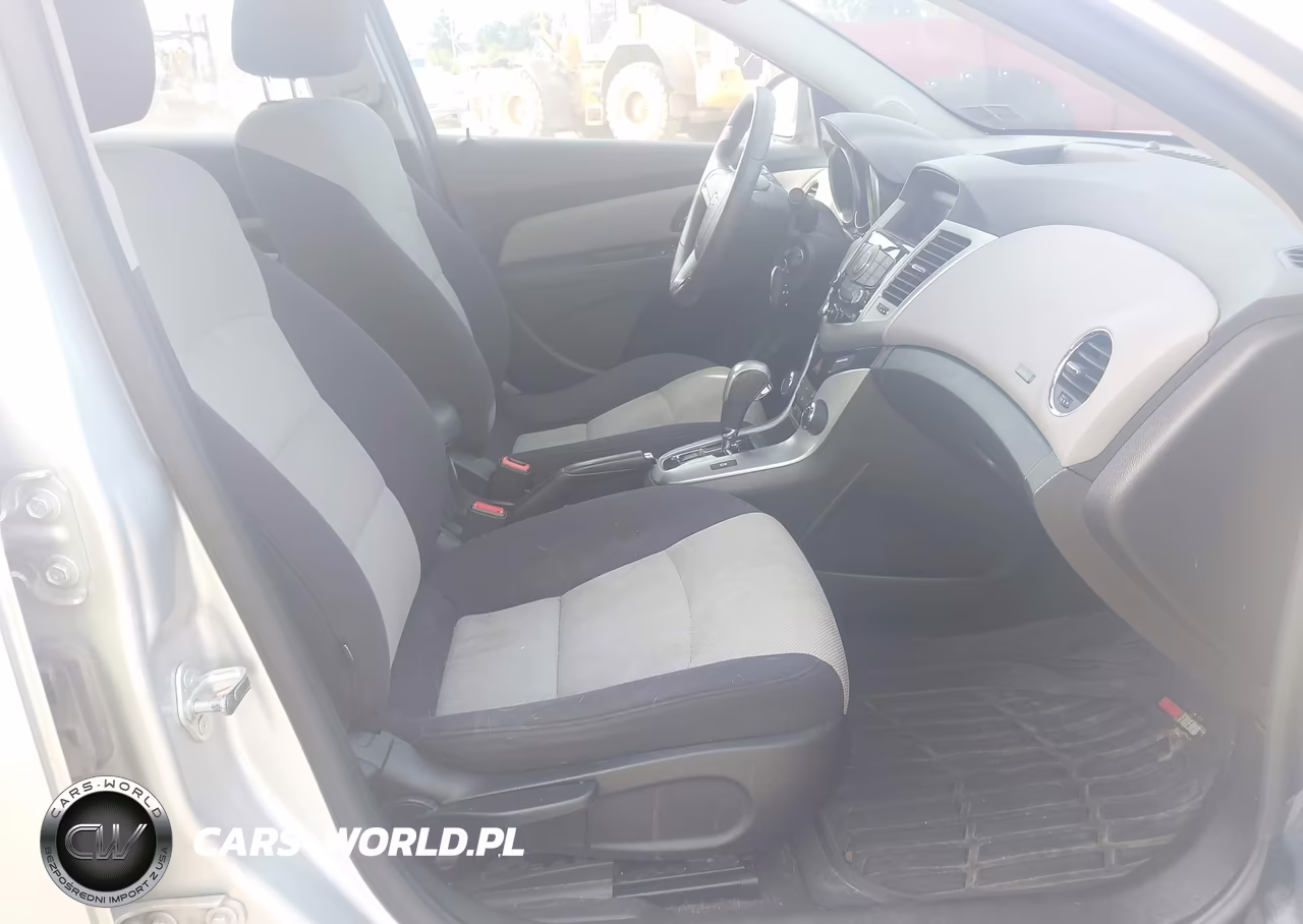 2014 Chevrolet Cruze Ls Auto VIN:1G1PA5SG0E7202590 - 5