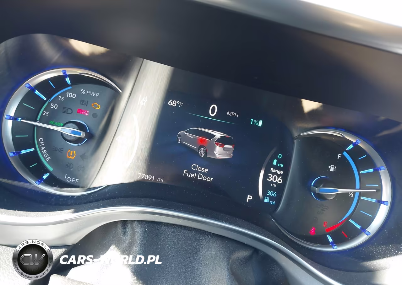 2019 Chrysler Pacifica Hybrid Limited VIN:2C4RC1N76KR556350 - 7