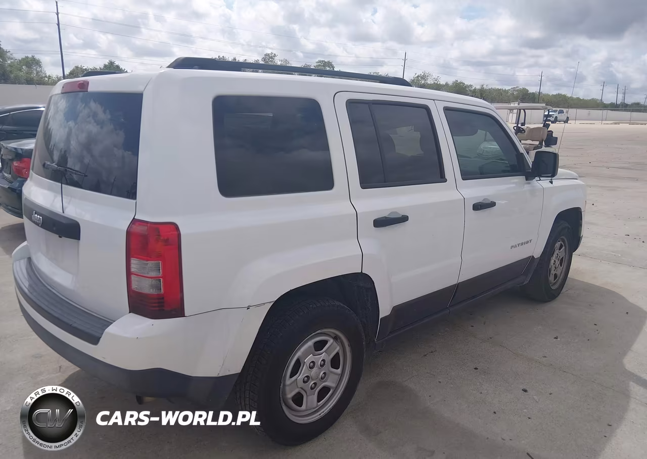 2015 Jeep Patriot Sport VIN:1C4NJPBB6FD241704 - 4