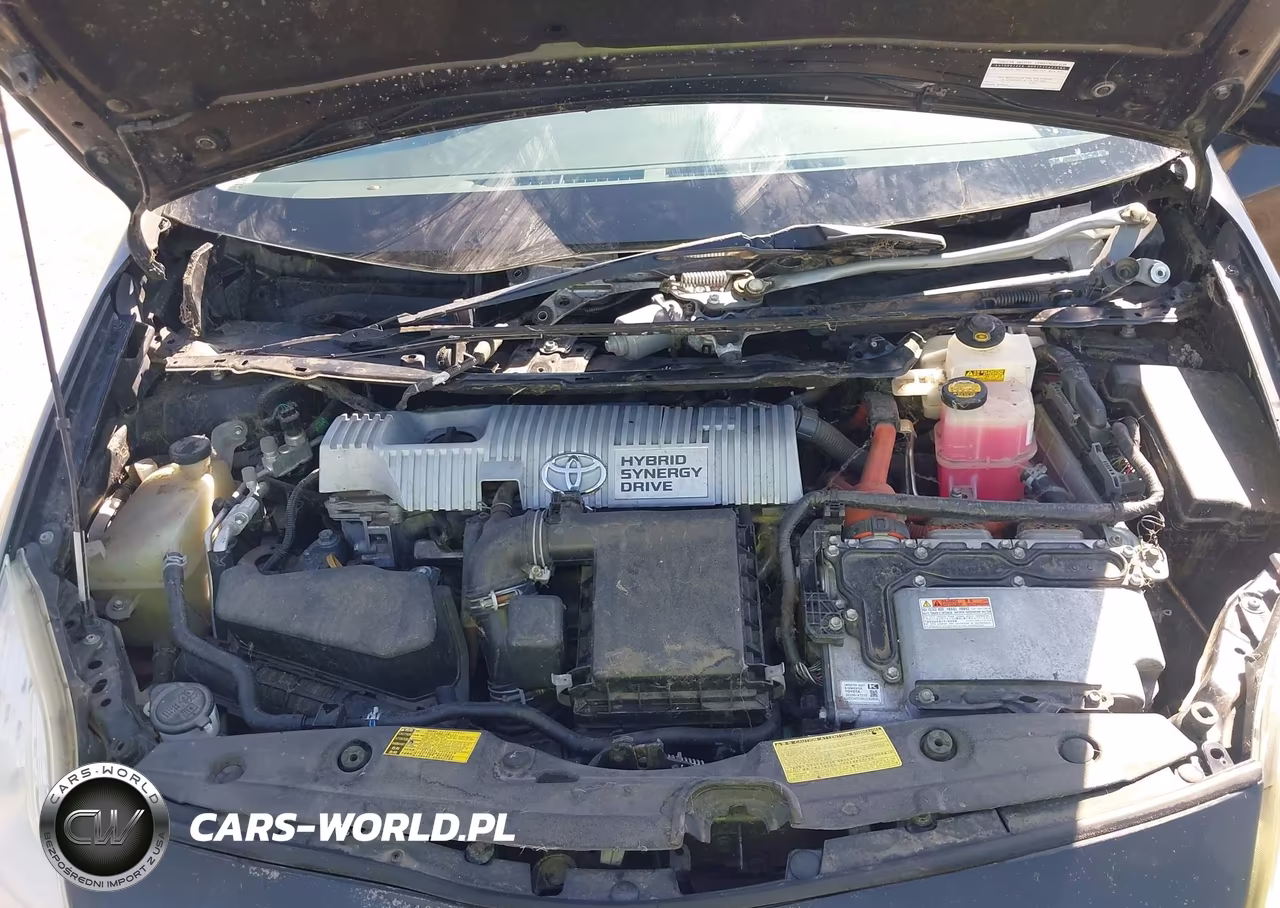2013 Toyota Prius Two VIN:JTDKN3DU4D0346714 - 10