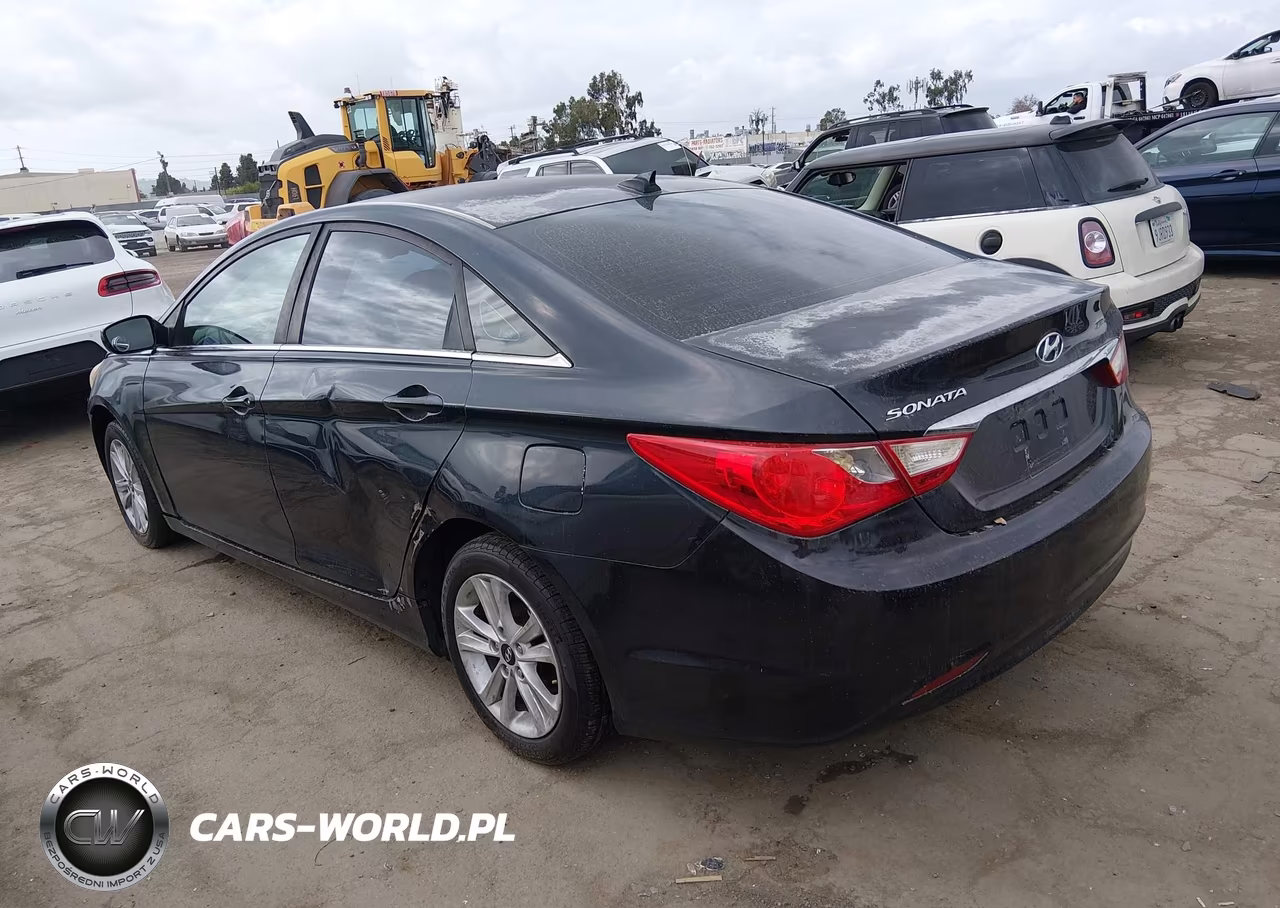 2012 Hyundai Sonata Gls VIN:5NPEB4AC3CH413005 - 3